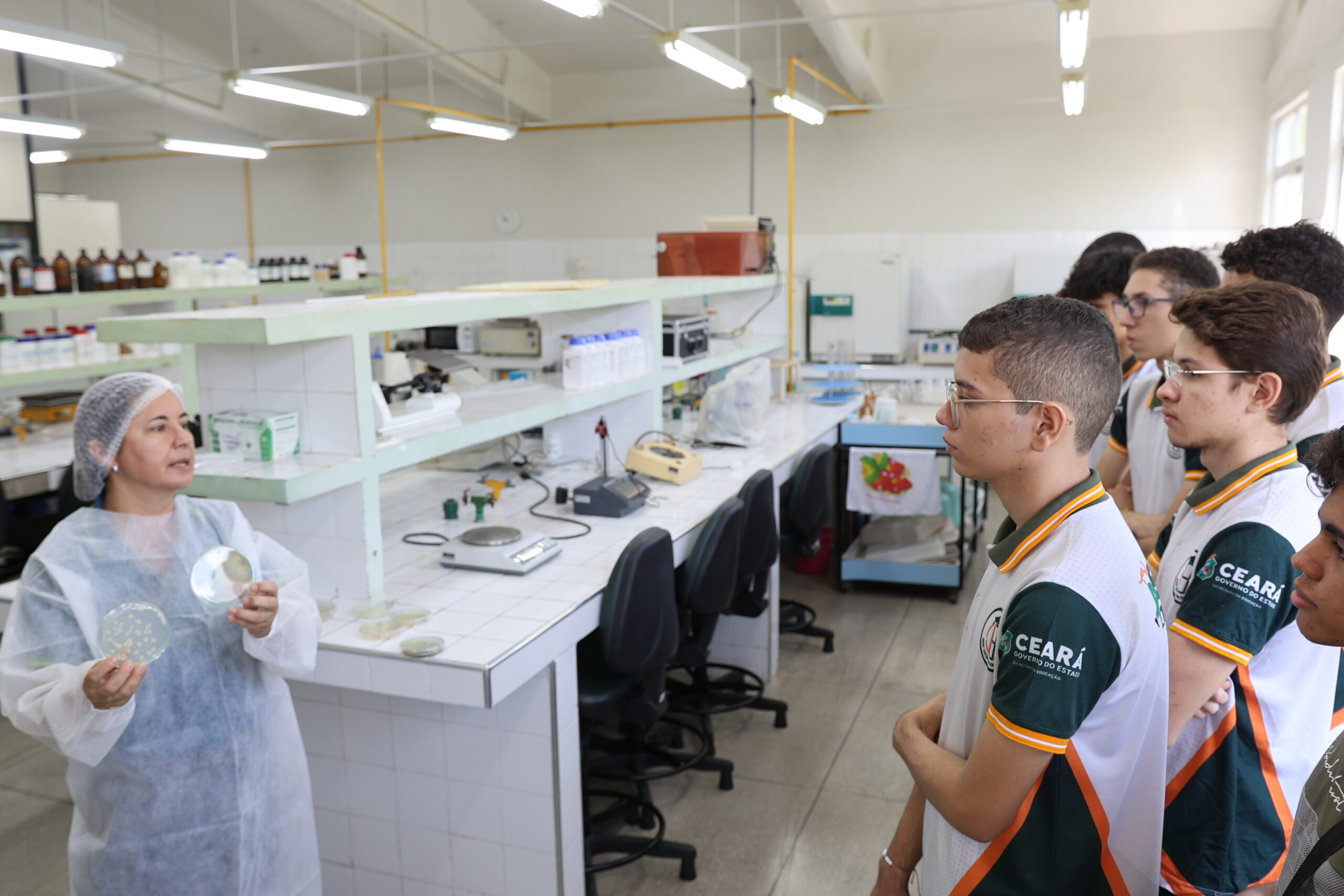 II Feira Limoeirense das Profissões