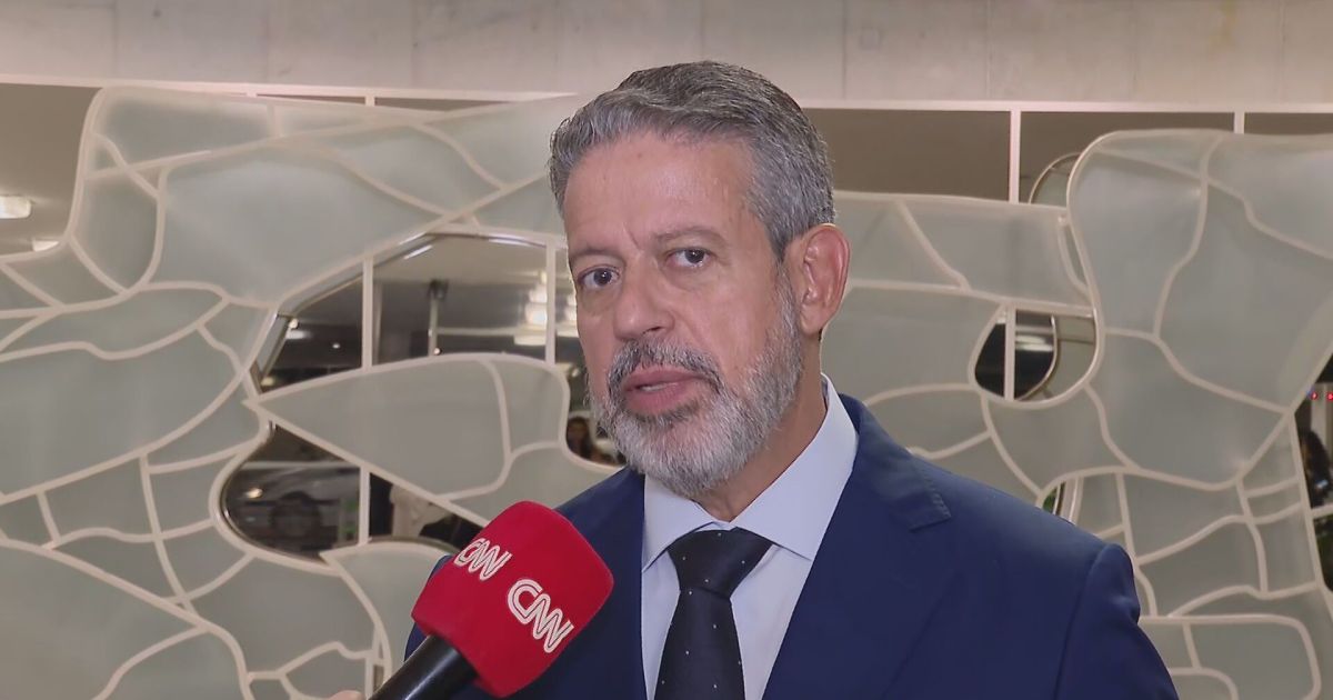 BR CNN 011025 2200 HORAFINAL frame 127113