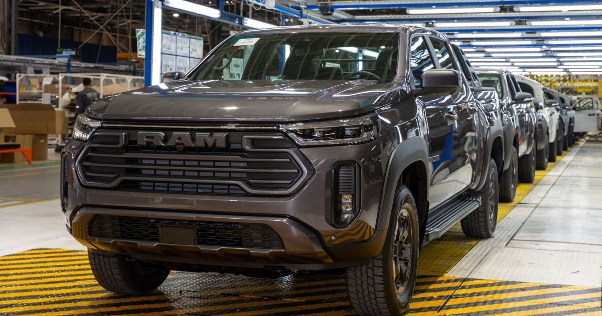 Puntadelnea 06 e1760376451246