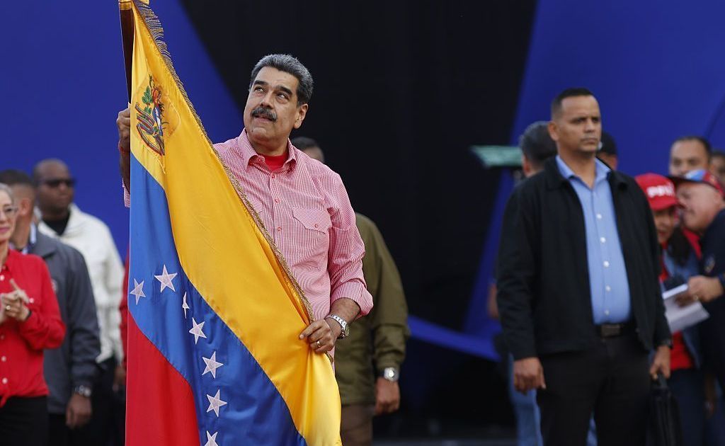 Vídeo: Maduro canta “Imagine”, de John Lennon, em apelo de paz aos EUA