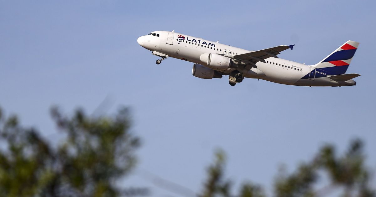 Análise: Leilão de aeroportos faz parte de estratégia do governo