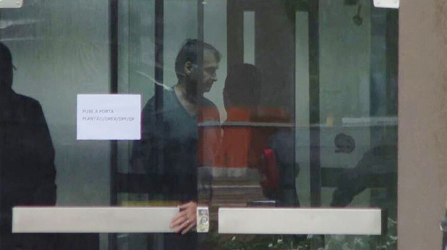 Moraes autoriza entrega de alimentação especial a Bolsonaro na PF