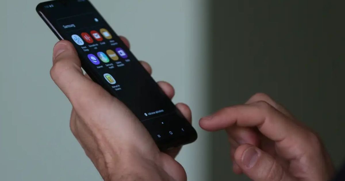 Brasileiro prioriza durabilidade ao escolher novo smartphone, diz pesquisa