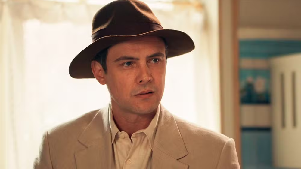 Êta Mundo Melhor!”: Candinho implora para não morrer e foge do hospital