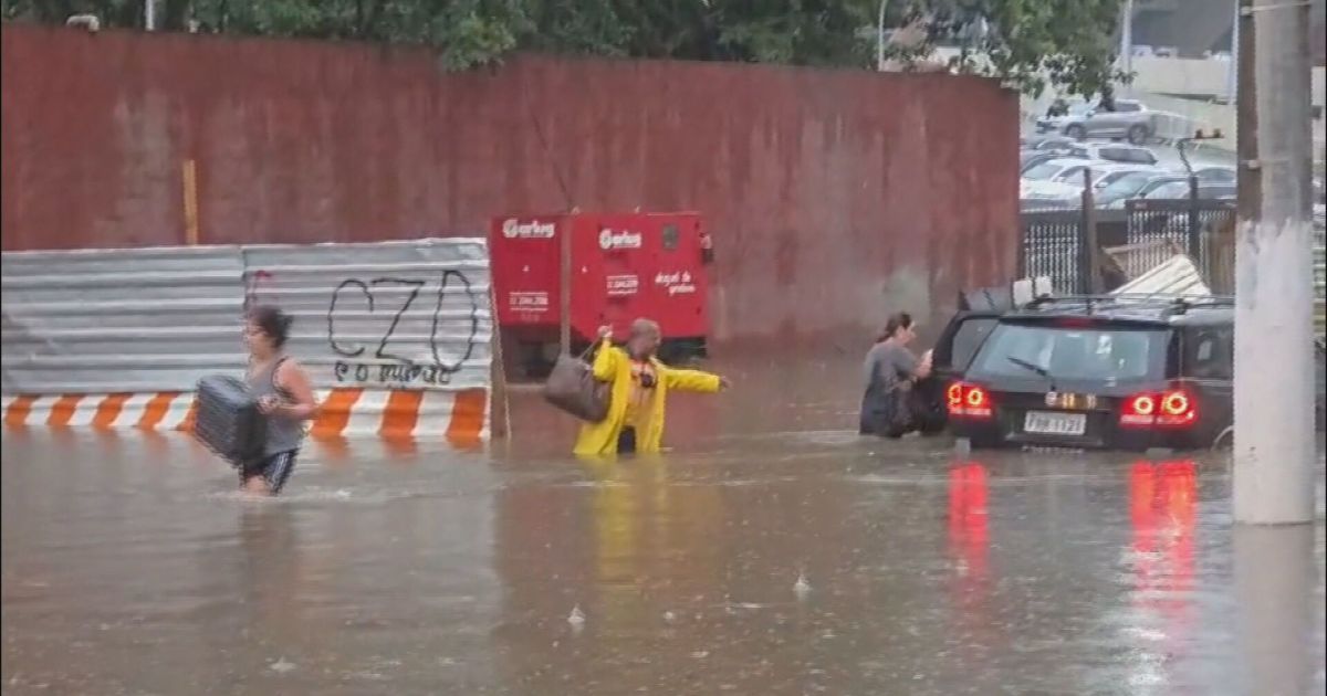 EDC CPT 140126 IL CARRO ILHADO SP frame 1432