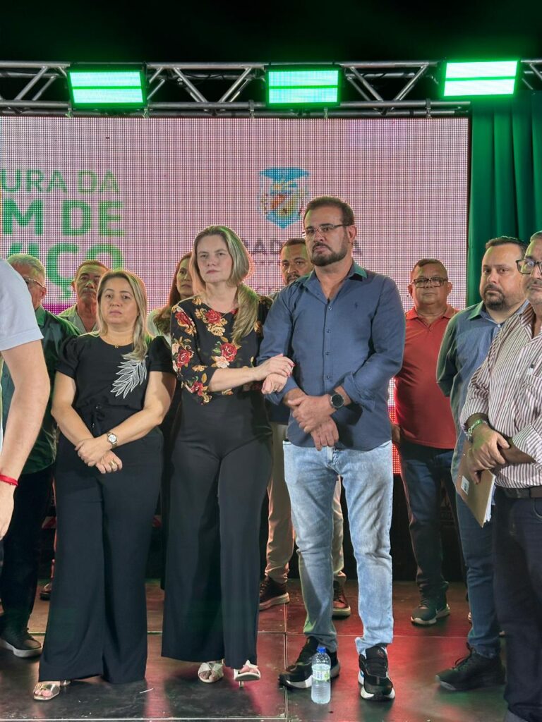 Prefeita Dilmara prestigia Ordem de Serviço em Morada Nova ao lado da Prefeita Naiara Castro e o Deputado Júnior Mano. 2 WhatsApp Image 2026 01 14 at 09.22.03 1