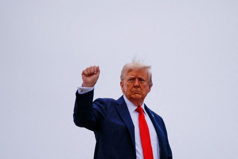 Trump diz que segundo mandato tem sido “incrível” até agora