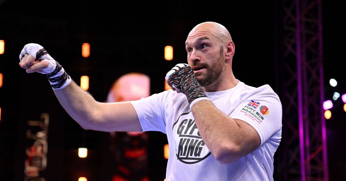 Tyson Fury, campeão mundial de boxe, anuncia retorno da aposentadoria