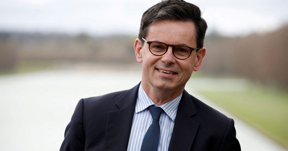 Diretor de Versalhes assume comando do Louvre após roubo