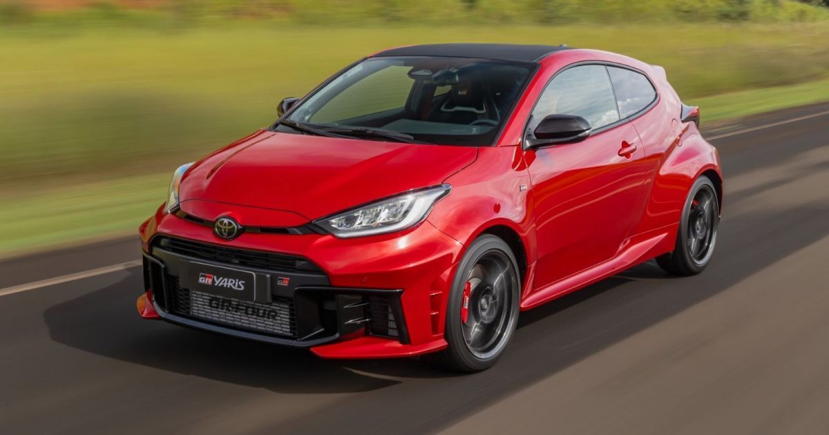 Toyota GR Yaris entra em pré-venda e tem opções de câmbio; saiba preço