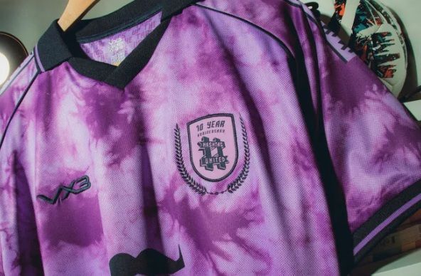 Camisa do Hashtag clube da setima divisao da Inglaterra