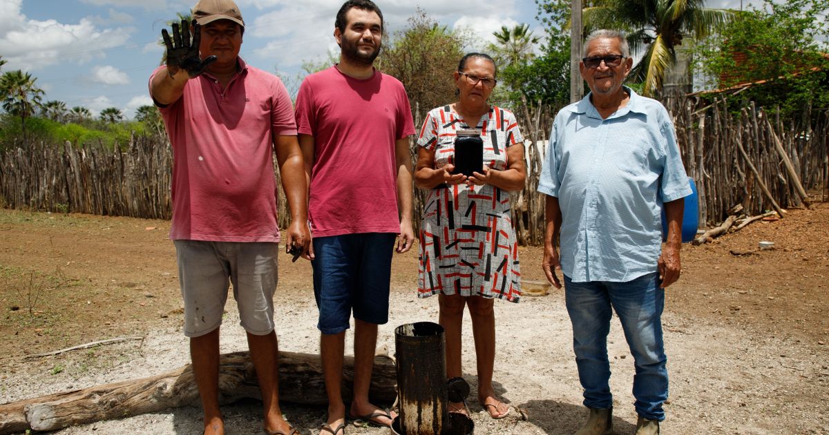 Petroleo Tabuleiro do Norte Foto Marcelo Andrade IFCE 2.jpg