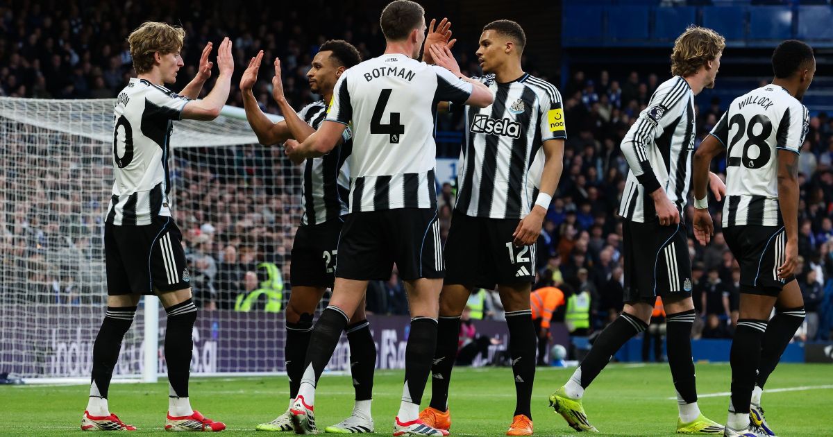 newcastle comemora gol e1773518060713