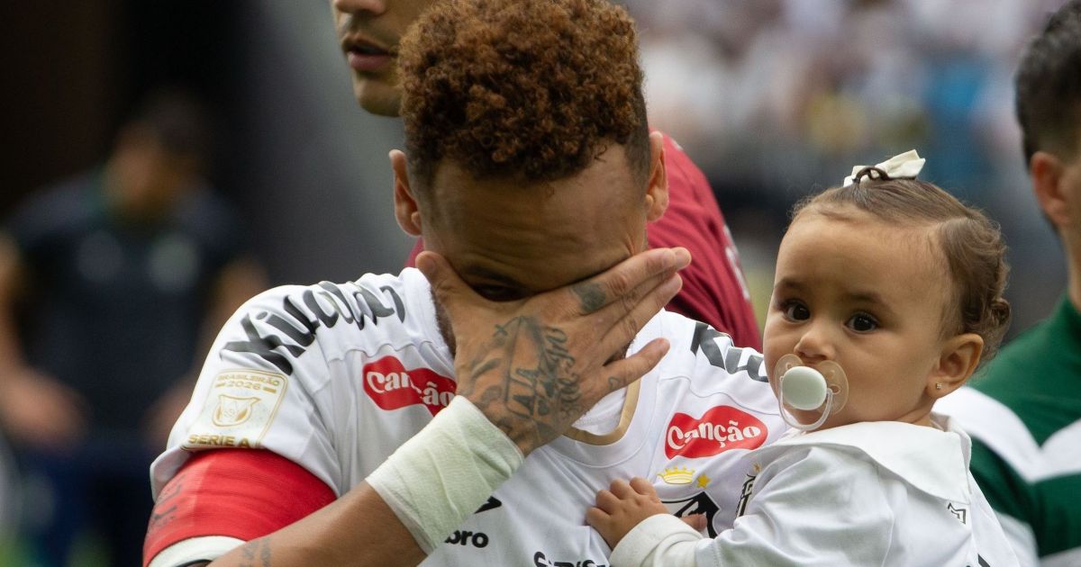 Neymar Santos choro e1779069863620