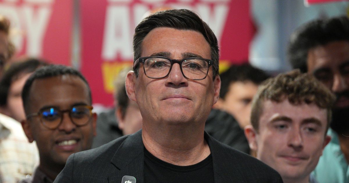 Principal rival de Starmer conquista cadeira no parlamento do Reino Unido