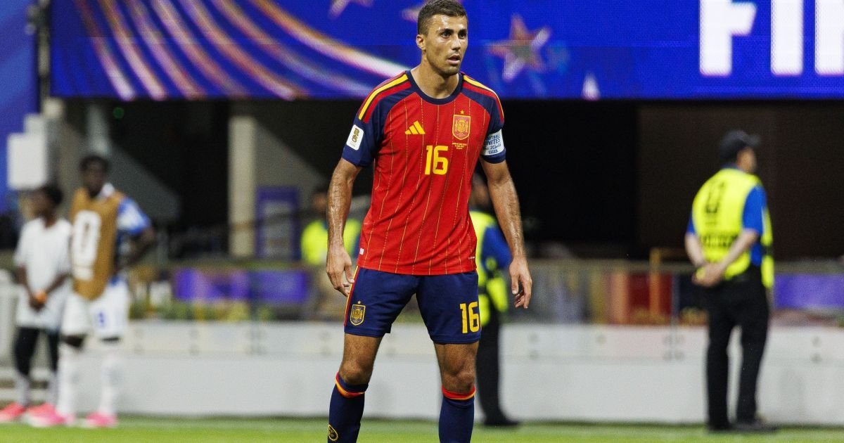 Além da Bola de Ouro: Rodri acumula conquistas por clubes e pela Espanha