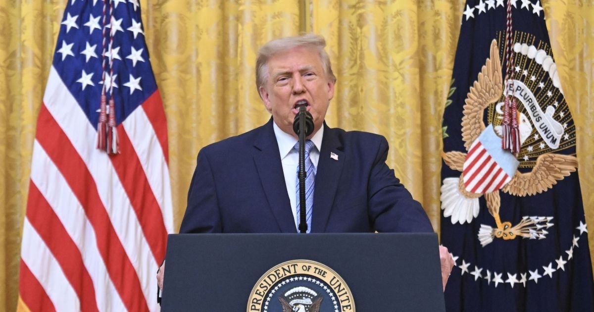 Trump minimiza preocupações com possível ajuda da Rússia ao Irã na guerra