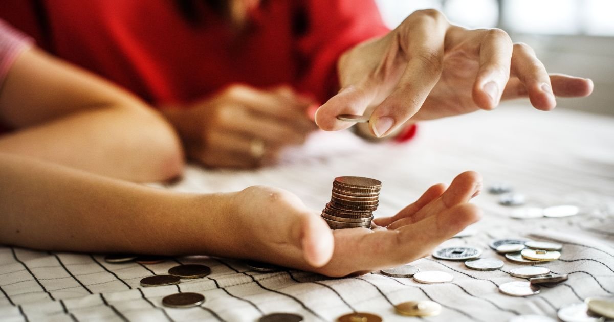 O que é inclusão financeira de verdade e que instituições avançam no Brasil
