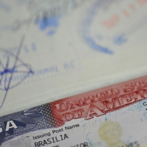 EUA exigem redes sociais públicas para vistos estudantis e de intercâmbio