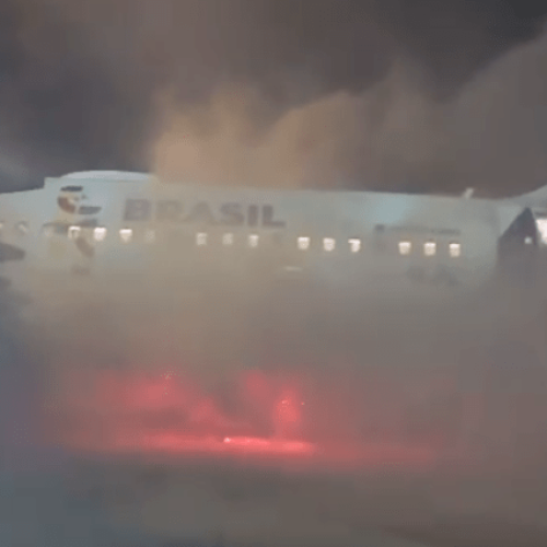 Avião é esvaziado após incêndio em veículo de bagagens em Guarulhos