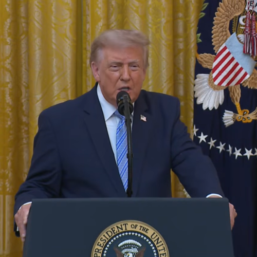 Waack: Trump dribla a Suprema Corte para taxar o mundo