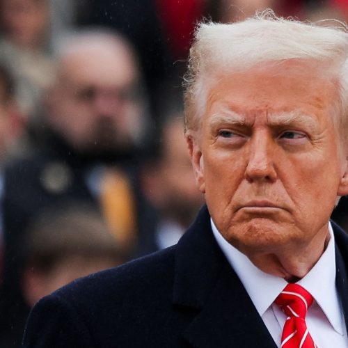 Trump diz que irá declarar estado de emergência em Washington se necessário