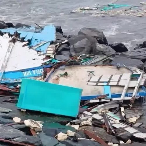 Peru fecha mais de cem portos após fortes ondas atingirem costa do país