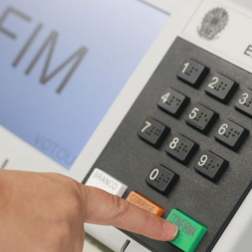 Guerra será mais decisiva para as eleições do que Master, diz especialista