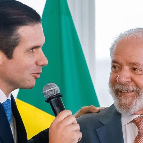 Jantar de Lula a deputados tem pirarucu, torta de chocolate e ‘Disparada’