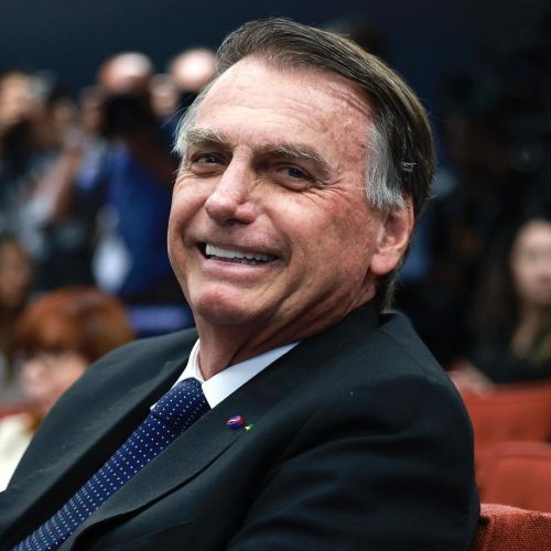 Quaest: 57% acham que Bolsonaro fez chamada de vídeo para provocar Moraes