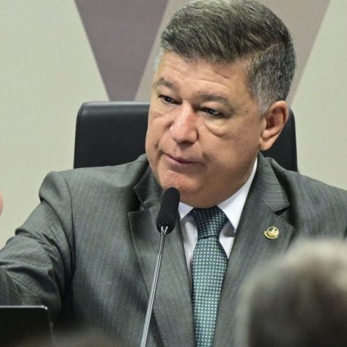 Presidente da CPMI do INSS diz que PF está “filtrando” dados