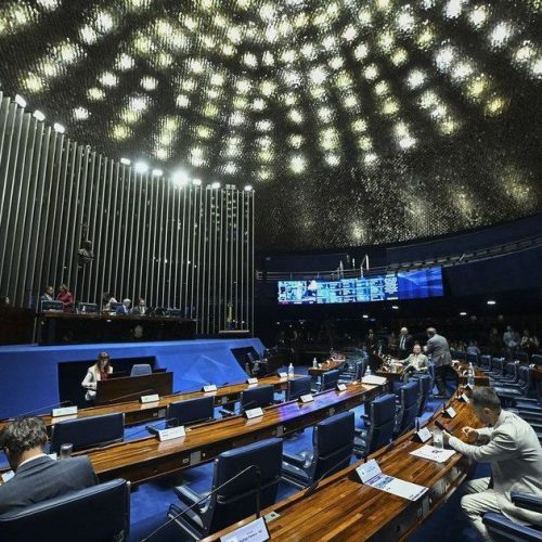 Após aprovação pela Câmara, PL da Dosimetria segue agora para o Senado