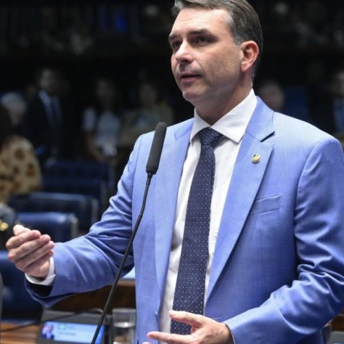 Flávio priorizará Sudeste em início oficial de campanha
