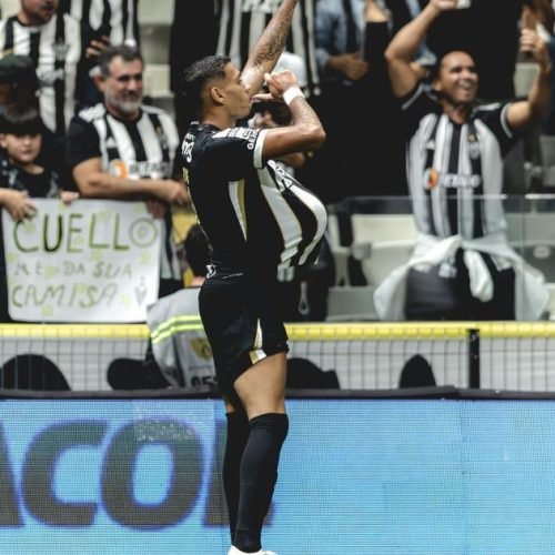 Atlético-MG e Bahia empatam em 1 a 1 no retorno ao Brasileirão