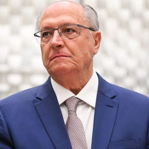 Diplomacia brasileira atua em defesa da paz, diz Alckmin sobre conflito