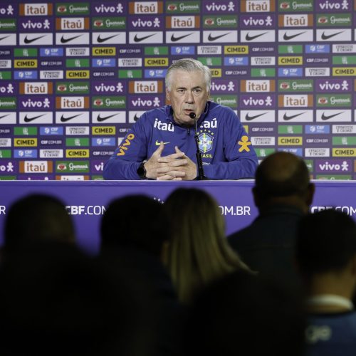 Ancelotti brinca com jornalista japonesa: “O seu português é como o meu”