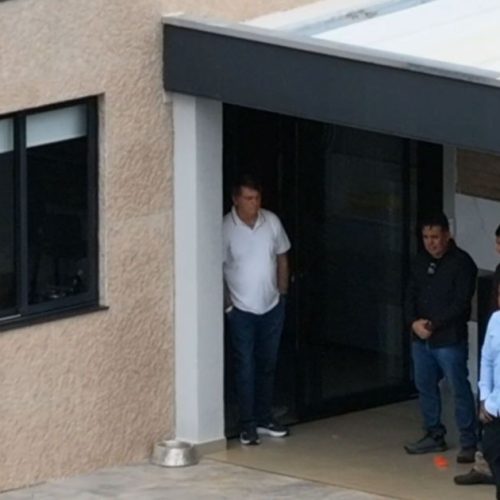 Bolsonaro passa primeira noite em casa após 125 dias