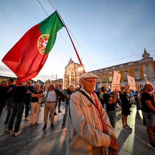 Nova lei que afeta brasileiros em Portugal começa a valer nesta quinta (23)