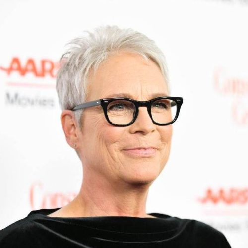 Jamie Lee Curtis planeja sumir da internet: “Preciso de uma pausa”