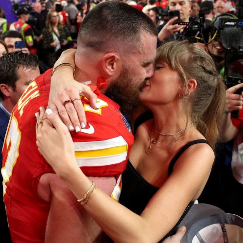 Romance entre Taylor Swift e Travis Kelce é abordado em nova série
