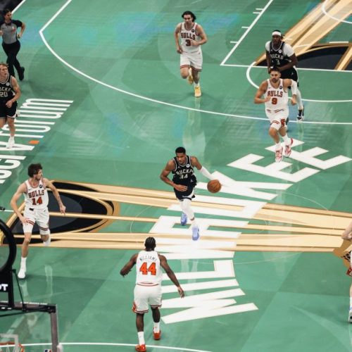 Giannis Antetokounmpo quebra recorde de Kareem Abdul-Jabbar pelos Bucks