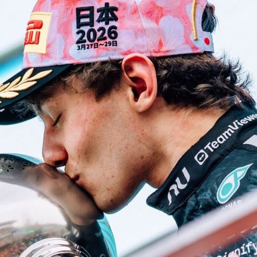 Kimi Antonelli vence GP do Japão e se torna o líder mais jovem da Fórmula 1