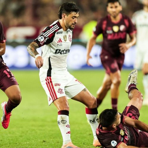 Lanús solta nota contra o racismo e pede atenção a torcedores no Maracanã