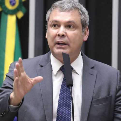 “Vitória do Estado de Direito”, diz líder do PT sobre cassação de Zambelli