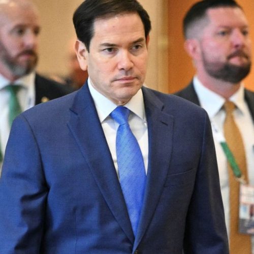 Objetivos no Irã podem ser alcançados sem tropas em solo, diz Marco Rubio