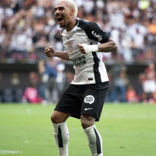 Supercopa: Corinthians supera Flamengo com cinco ex-rubro-negros