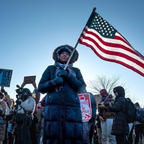 Protestos contra o ICE ganham força e se espalham pelos EUA