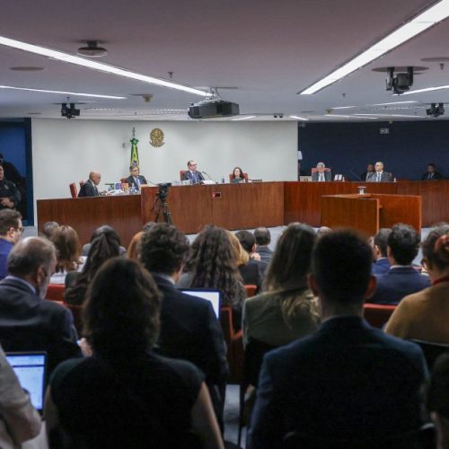 STF retoma julgamento dos “kids pretos” com voto de Moraes