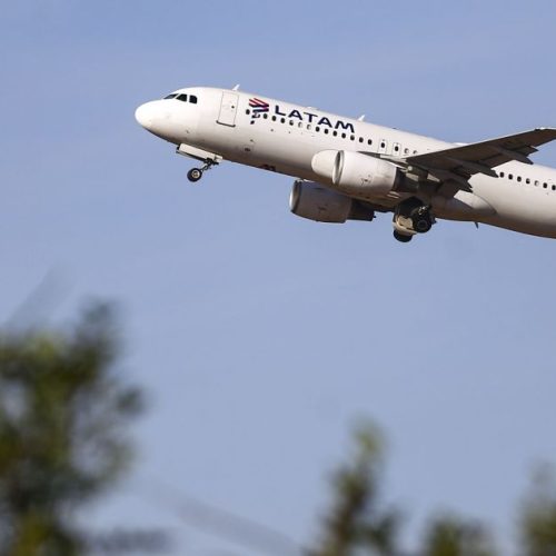 Análise: Leilão de aeroportos faz parte de estratégia do governo