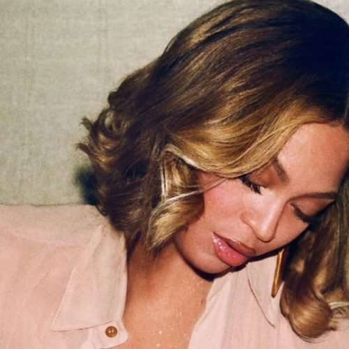 Beyoncé lança sérum que promete crescer cílios e sobrancelha